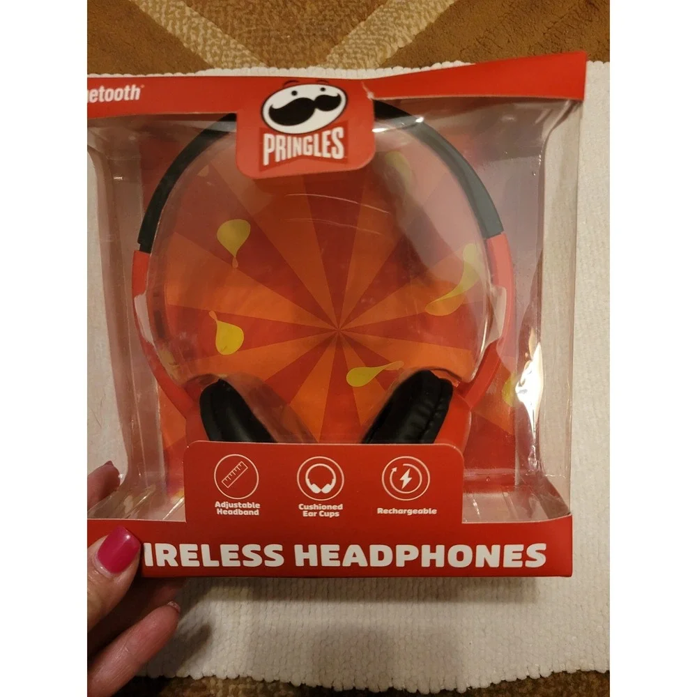 Pringles Wireless Bluetooth Headphones in Red